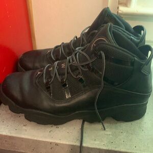 Jordan boots mid condition no box